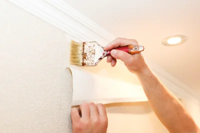 Pose de papier peint à Cesset — revêtements muraux et toiles de verre